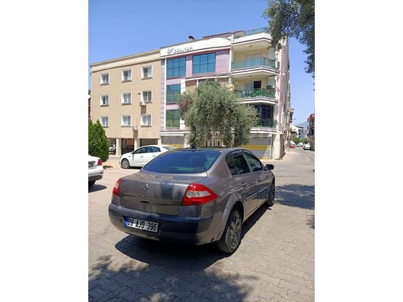 Sahibinden Renault Megane 1.6 Authentique 2004 Model