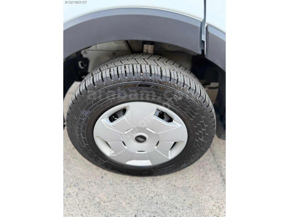 SIFIR AYARINDA 2025 ÇIKIŞLI FORD TRANSIT