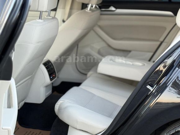 Sahibinden Renault Megane 1.5 dCi Expression 2012 Model  228.000 km Gri (Gümüş)
