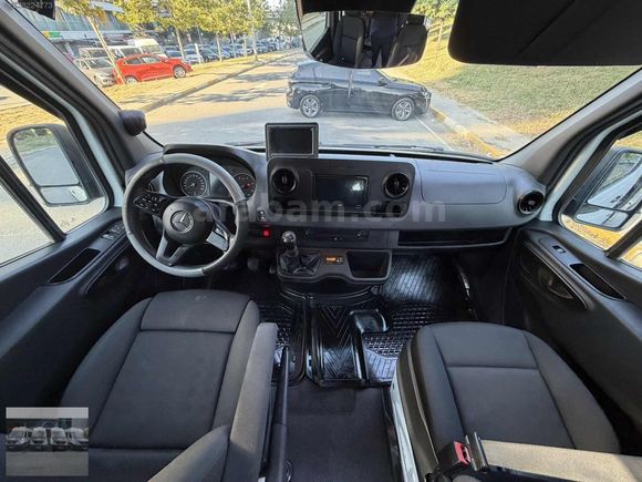 AZİZOĞLU'DAN 2021 MERCEDES SPRİNTER 16+1 416 CDI PERSONEL