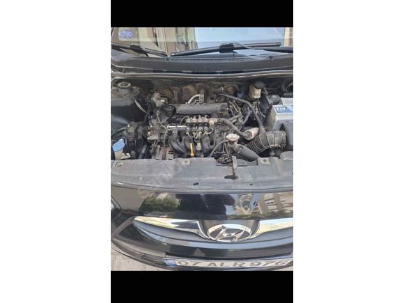 Sahibinden Hyundai Accent Blue 1.4 CVVT Mode Plus 2013 Model 