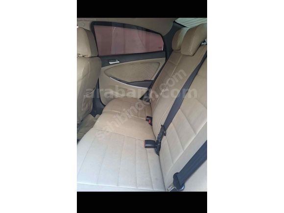 Sahibinden Hyundai Accent Blue 1.4 CVVT Mode Plus 2013 Model 