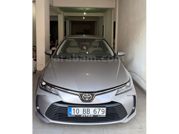 İLK SAHİBİNDEN TERTEMİZ COROLLA