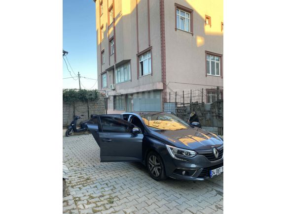Sahibinden Renault Megane 1.3 TCe Joy 2020 Model 