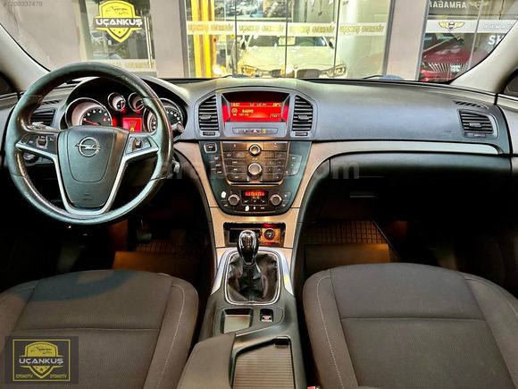 UÇANKUŞ OTOMOTİV'DEN 2012 OPEL INSIGNIA//K.KARTINA 12 AY TAKSİT