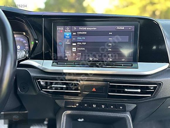 EMS GARAJ'DAN ORJİNAL EMSALSİZ CAM TAVAN DİZEL OTOMATİK CONNECT!