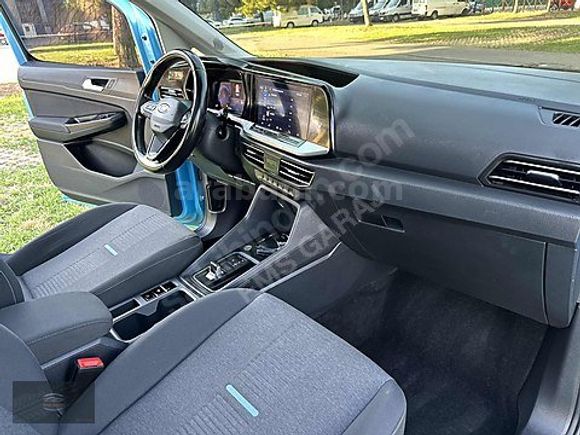 EMS GARAJ'DAN ORJİNAL EMSALSİZ CAM TAVAN DİZEL OTOMATİK CONNECT!