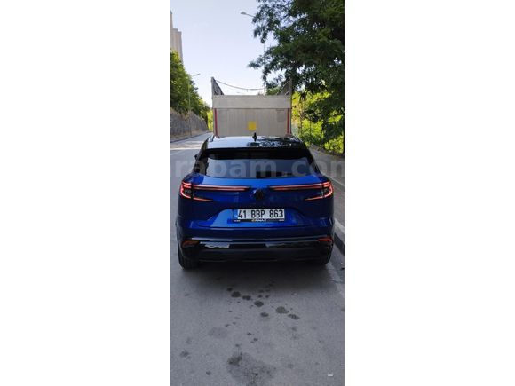 Sahibinden Renault Austral 1.3 Hybrid Techno Esprit Alpine 2024 Model
