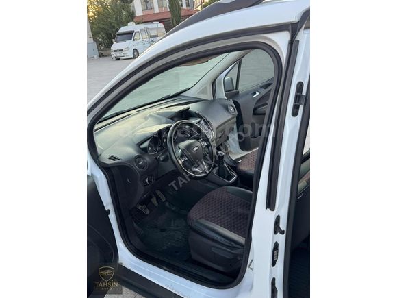 TAHSİN AUTODAN FORD TOURNEO COURİER