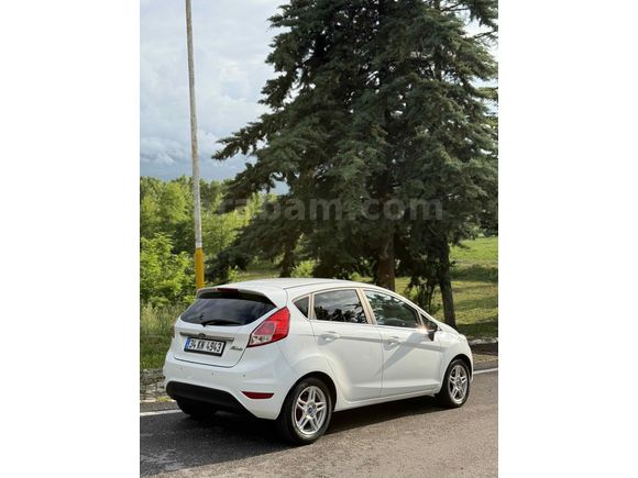 Sahibinden Ford Fiesta 1.6 Titanium 2013 Model 