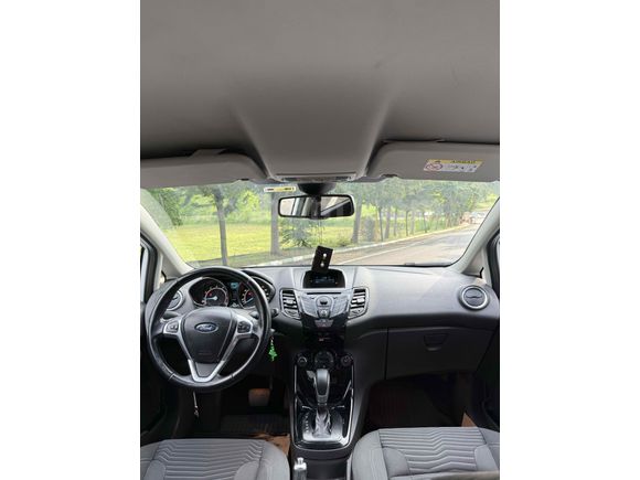 Sahibinden Ford Fiesta 1.6 Titanium 2013 Model 