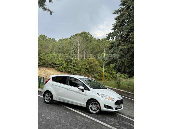 Sahibinden Ford Fiesta 1.6 Titanium 2013 Model 