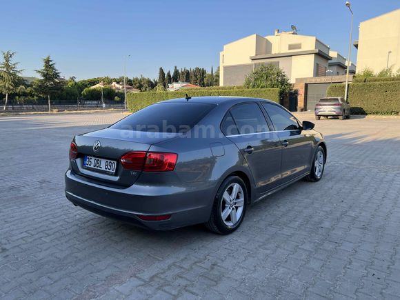 Otomatik 237.000 Km Dizel Jetta