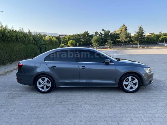 Otomatik 237.000 Km Dizel Jetta