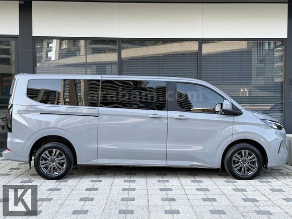 TOURNEO CUSTOM 320 L TİTANİUM 2025 36 BİN KM HATASIZ CAM TAVAN
