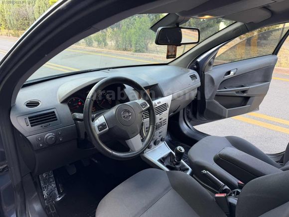 AGİN OTOMOTİVDEN 2011 OPEL ASTRA