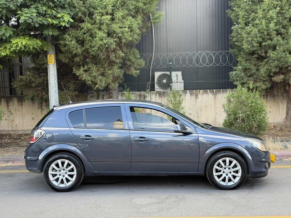 AGİN OTOMOTİVDEN 2011 OPEL ASTRA