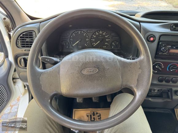 ŞENTÜRK'TEN 2004 MODEL MASRAFSIZ CAM GİBİ 90T330 KAMYONET
