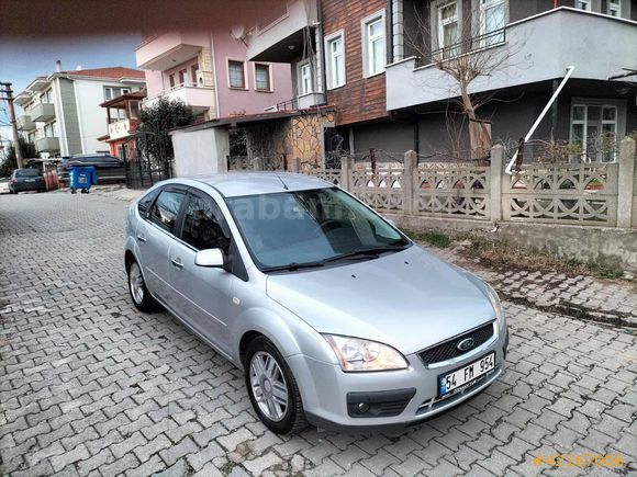 2005 MODEL BAKIMLI HASAR KAYITSIZ OTOMATİK FOCUS GHİA