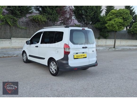 2015 Ford Transit Courier 1.5 TDCI Camlı Van 4+1 Sıfır Motor