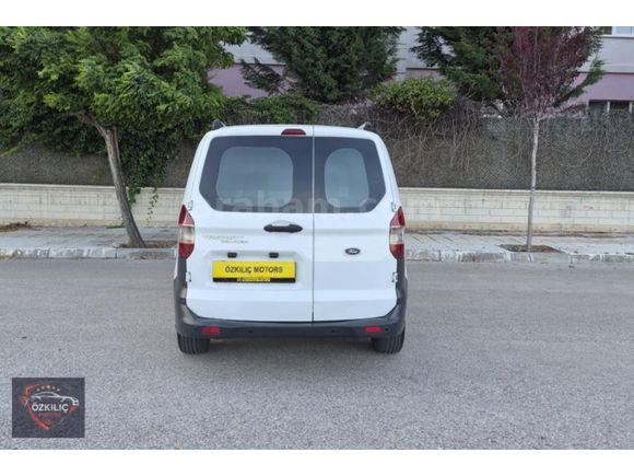 2015 Ford Transit Courier 1.5 TDCI Camlı Van 4+1 Sıfır Motor