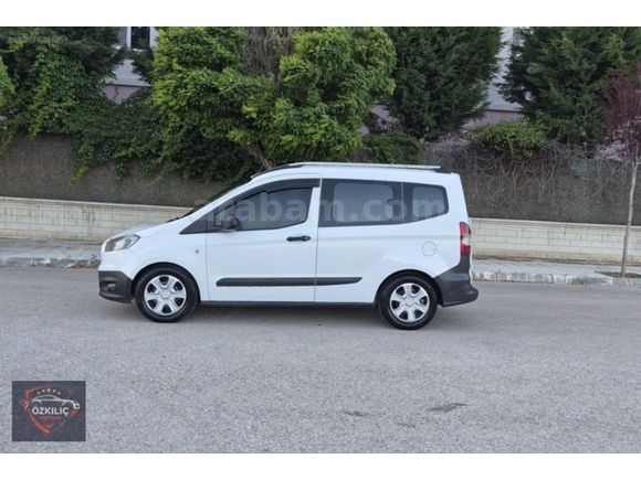 2015 Ford Transit Courier 1.5 TDCI Camlı Van 4+1 Sıfır Motor
