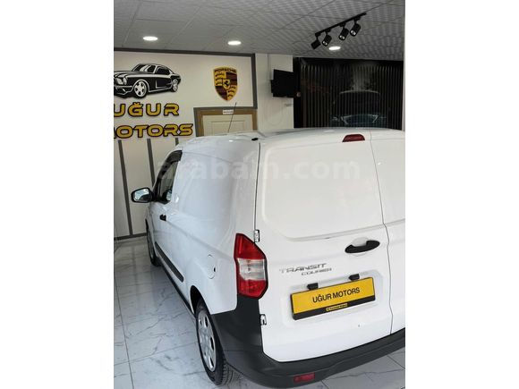 UĞUR MOTORS DAN TEK DEĞİŞENLİ COURIER