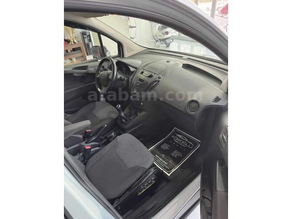 UĞUR MOTORS DAN TEK DEĞİŞENLİ COURIER