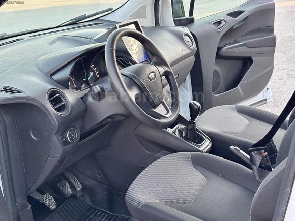 2022 MODEL DEĞİŞENSİZ HATASIZ 50.000 KM DE COURİER