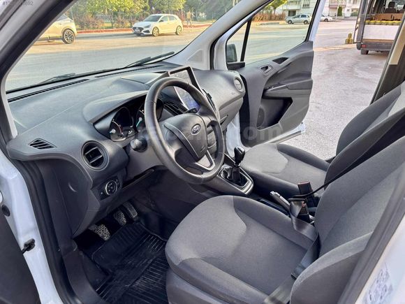 2022 MODEL DEĞİŞENSİZ HATASIZ 50.000 KM DE COURİER