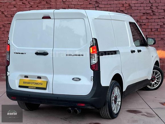 -BAHAR OTOMOTİV 2024 1.5 ECOBLUE COURİER TREND 33.000KM 1LOKAL -