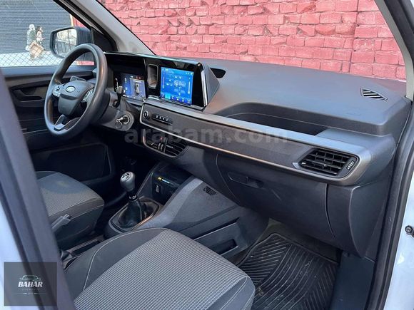 -BAHAR OTOMOTİV 2024 1.5 ECOBLUE COURİER TREND 33.000KM 1LOKAL -