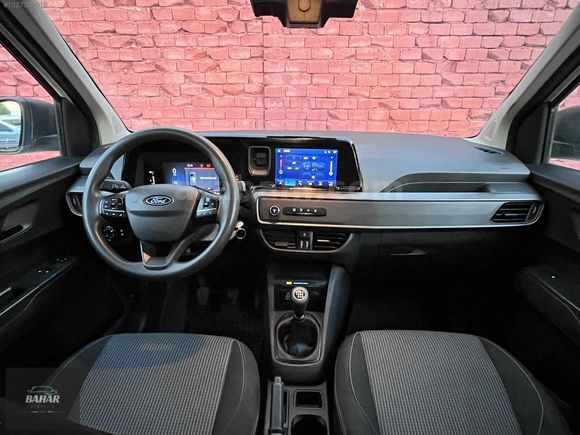 -BAHAR OTOMOTİV 2024 1.5 ECOBLUE COURİER TREND 33.000KM 1LOKAL -