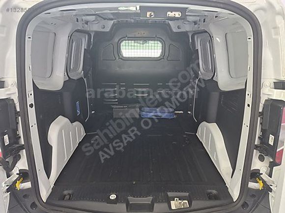 AVŞAR OTOMOTİV DEN FORD COURİER PANELVAN TAMAMI FATURALI