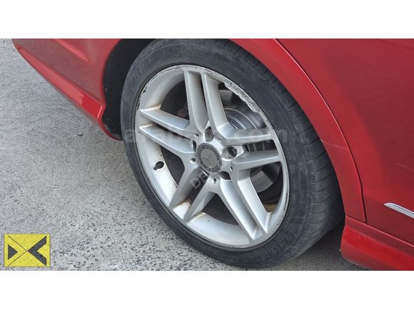 DEZCAR'dan 2013 CAM TAVAN AMG C180 DÜŞÜK KM