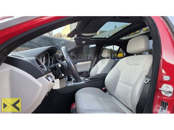 DEZCAR'dan 2013 CAM TAVAN AMG C180 DÜŞÜK KM