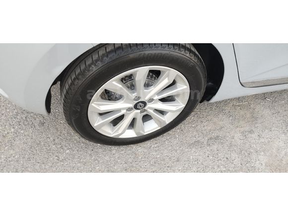 Memurdan Renault Clio 1.0 TCe Evolution 2025 Model