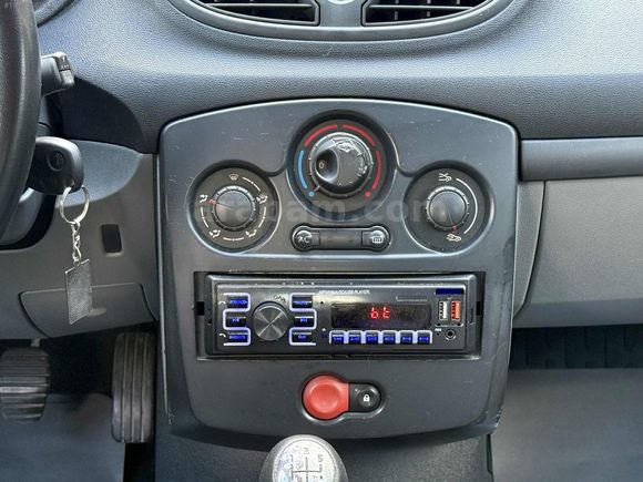 RENAULT CLİO 1.5 DCİ AUTHENTİQUE KLİMA-K.KARTA 12