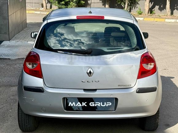 RENAULT CLİO 1.5 DCİ AUTHENTİQUE KLİMA-K.KARTA 12