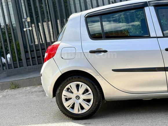 RENAULT CLİO 1.5 DCİ AUTHENTİQUE KLİMA-K.KARTA 12