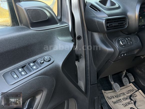 YALVAÇ OTO'DAN 2019 MODEL OPEL COMBO 1.5 COMBO LİFE HATASIZ