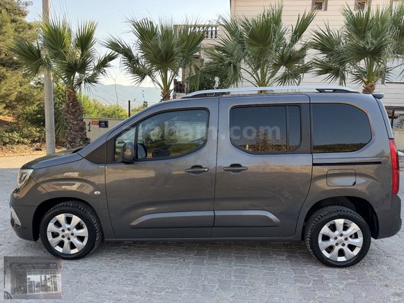 YALVAÇ OTO'DAN 2019 MODEL OPEL COMBO 1.5 COMBO LİFE HATASIZ