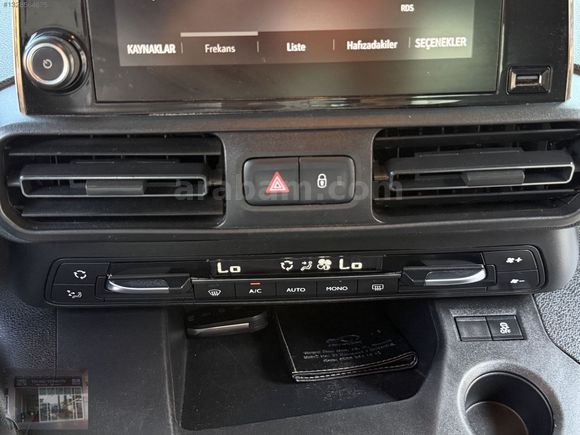 YALVAÇ OTO'DAN 2019 MODEL OPEL COMBO 1.5 COMBO LİFE HATASIZ