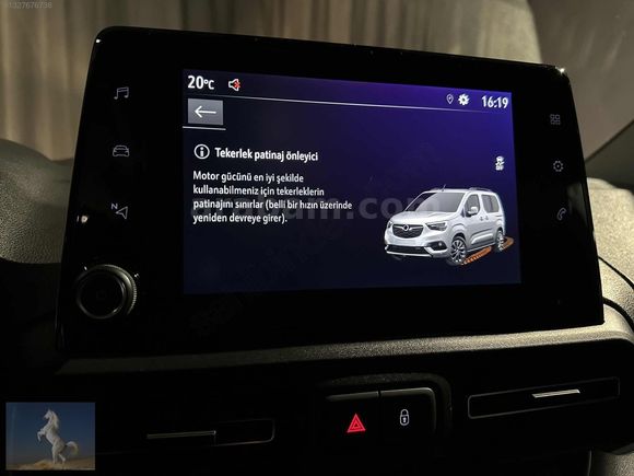 101 BİN KM OPEL COMBO 8 İLERİ OTOMATİK CAM TAVANLI BOYASIZ