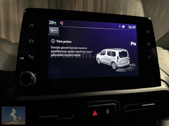 101 BİN KM OPEL COMBO 8 İLERİ OTOMATİK CAM TAVANLI BOYASIZ