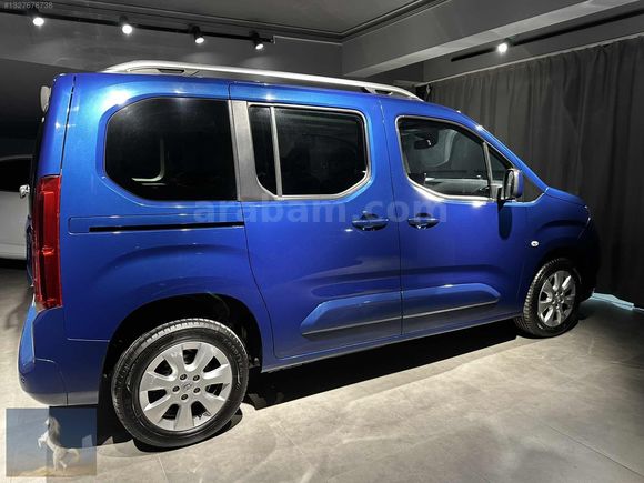 101 BİN KM OPEL COMBO 8 İLERİ OTOMATİK CAM TAVANLI BOYASIZ