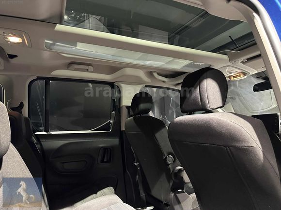 101 BİN KM OPEL COMBO 8 İLERİ OTOMATİK CAM TAVANLI BOYASIZ