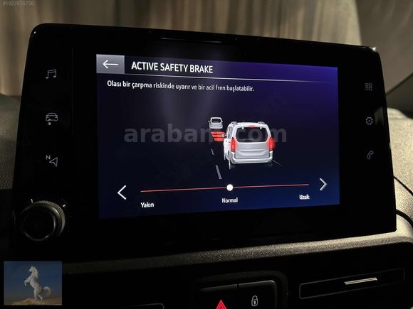 101 BİN KM OPEL COMBO 8 İLERİ OTOMATİK CAM TAVANLI BOYASIZ