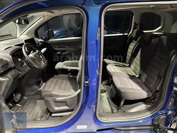 101 BİN KM OPEL COMBO 8 İLERİ OTOMATİK CAM TAVANLI BOYASIZ