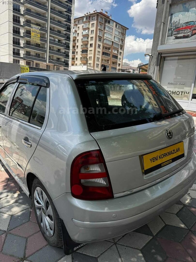 Galeriden Skoda Fabia 1.2 Classic 2004 Model Ankara 253.000 km Gri 5